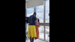 Meeti Kalher Nude Porn in Yellow Suit